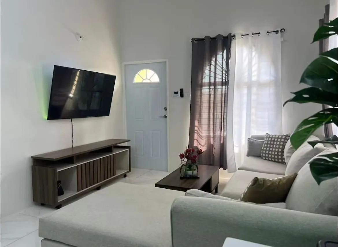 Semesterbostad City Haven Vacation Stay Portmore