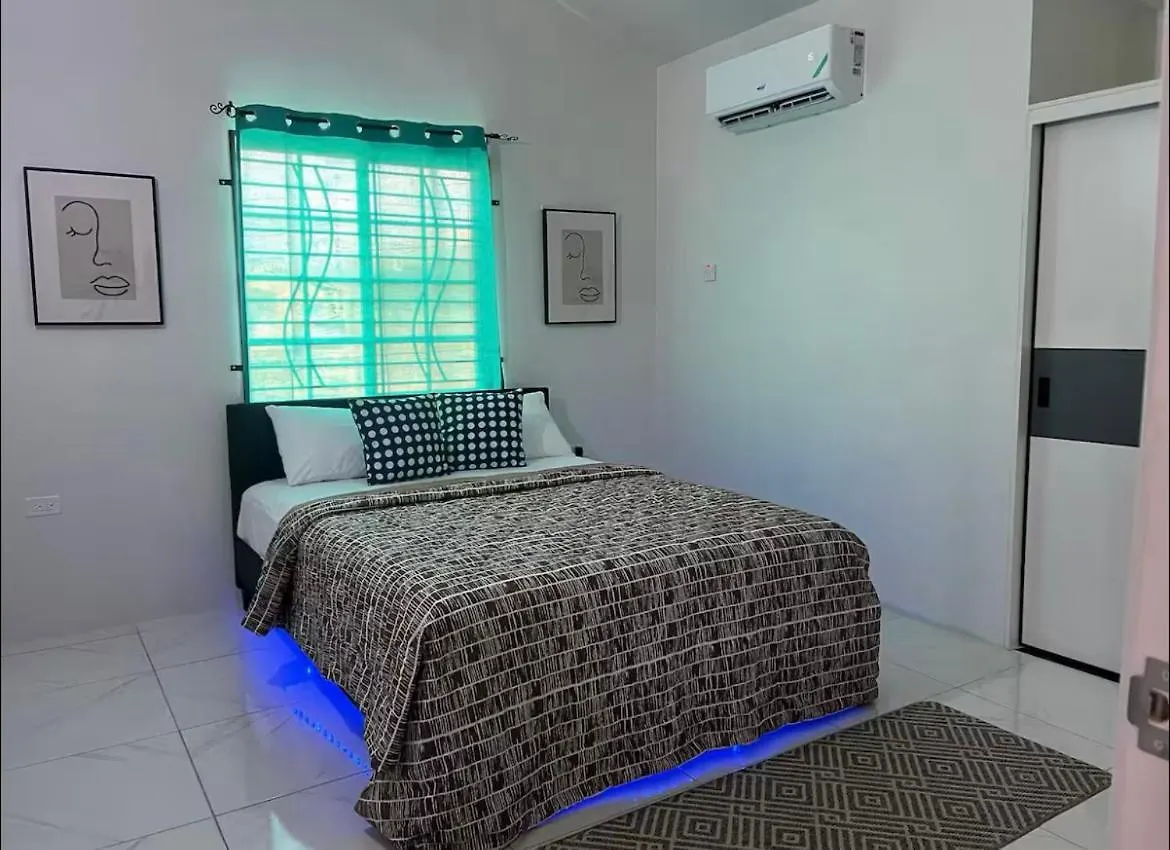 City Haven Vacation Stay Portmore